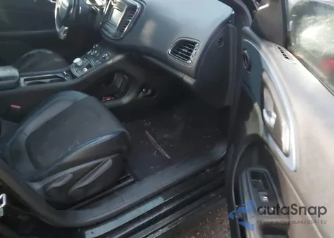 2015 Chrysler 200 S из США, поврежденный, VIN 1C3CCCBB6FN659415